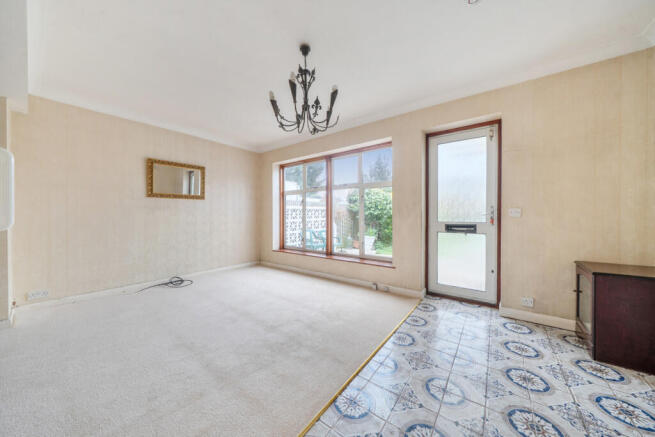 1420099-8-69a0469...