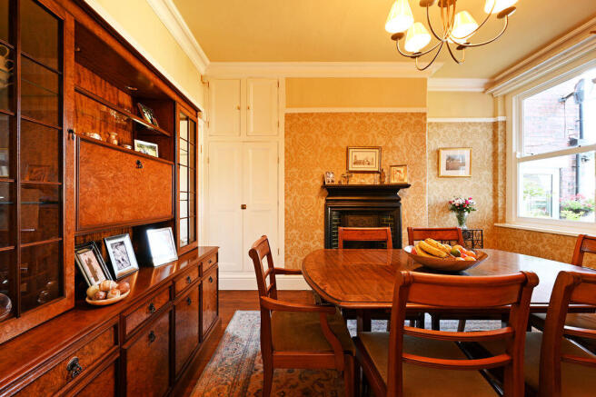 3 bed Terraced for sale Image 8
