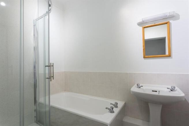 1 bed Apartment for sale Image 5