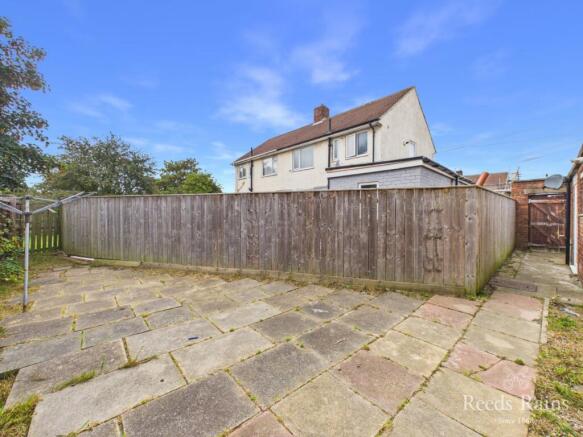 3 bed Semi-Detached for sale Image 6