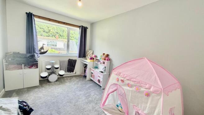 3 bed Semi-Detached Bungalow for sale Image 6