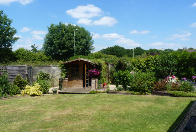 Photo 8