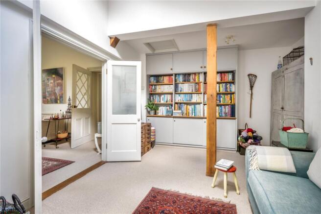 Tillington, Petworth, West Sussex, GU28 photo 4