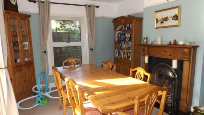 Dining room 2