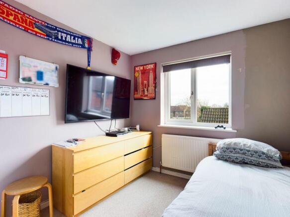 Bedroom 2 (Double)