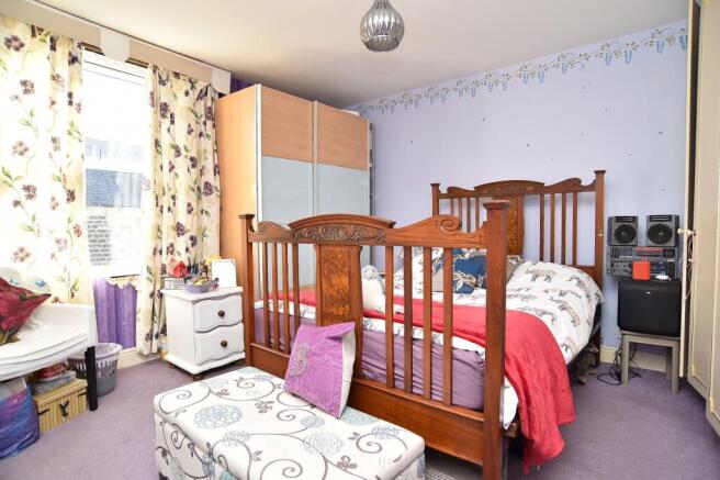 4 bed Terraced for sale Image 7