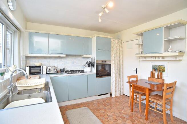2 bed Detached for sale Image 8