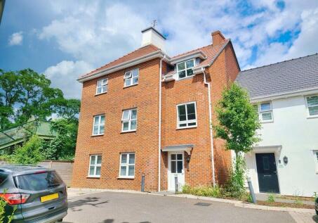 Brokenford Lane, Totton, Southampton, Hampshire, SO40 9DX
