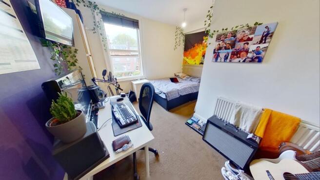 6 bed Terraced to rent Image 8