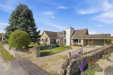 Court Lane, Offenham, Evesham