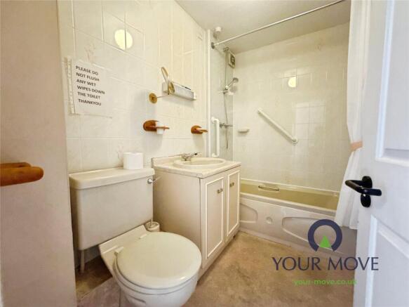 2 bed Flat for sale Image 9
