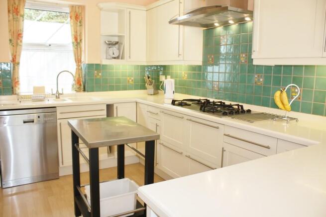 Kitchen/Breakfast...