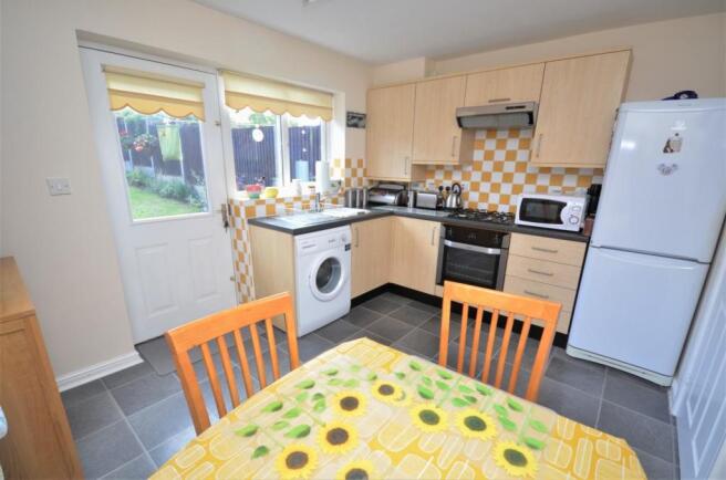 Kitchen 1.2.jpg