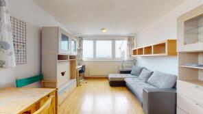62, Gambier House, Mora Street, London EC1V 8EJ