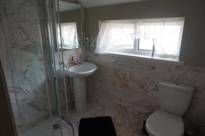 Shower Room.JPG