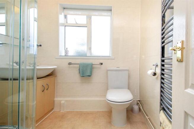 Shower Rm.jpg