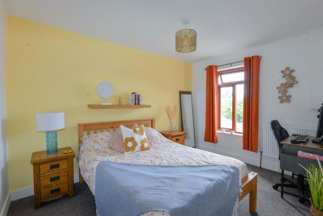 Bedroom2 1.jpg