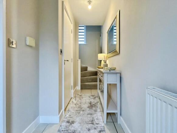 1 bed Flat for sale Image 3
