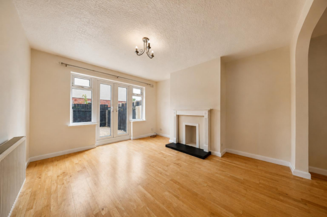 3 bed Semi-Detached for sale Image 6