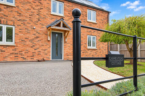 Cross Lane, Harby