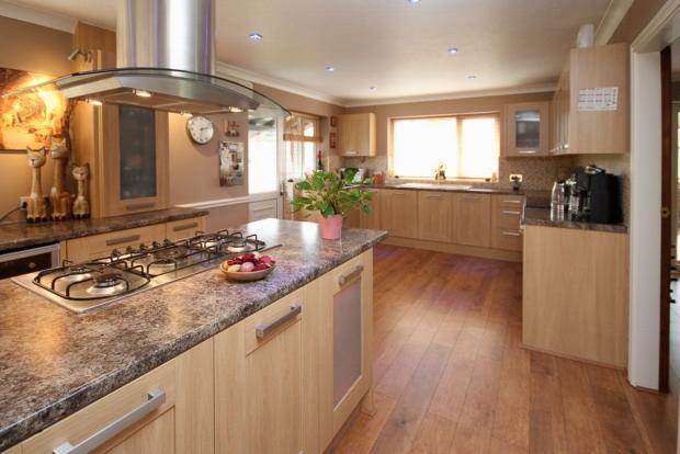Additional Kitchen Pictures