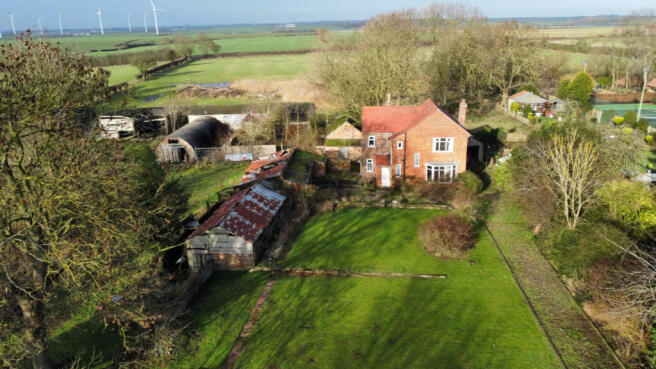 Three bedroom farm - For sale by auction