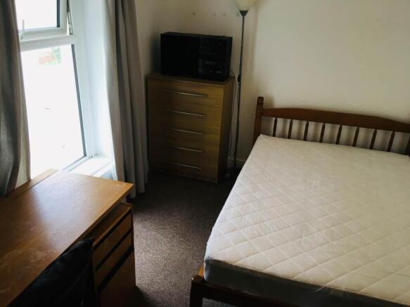 First Floor Rear Bed