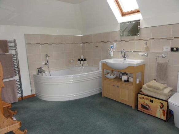 Bath/Shower Room