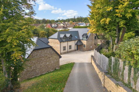 Spectacular five bed eco-home with additional living space