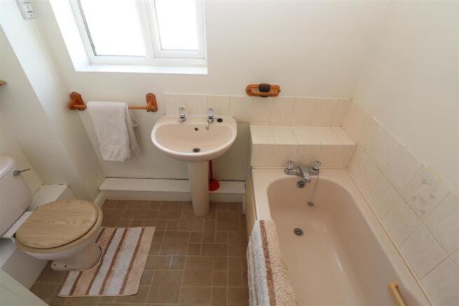 Bathroom / WC