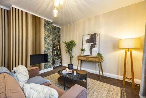 Gibbing Greaves Road, Rotherham, S65