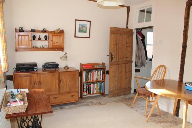 Photo 6