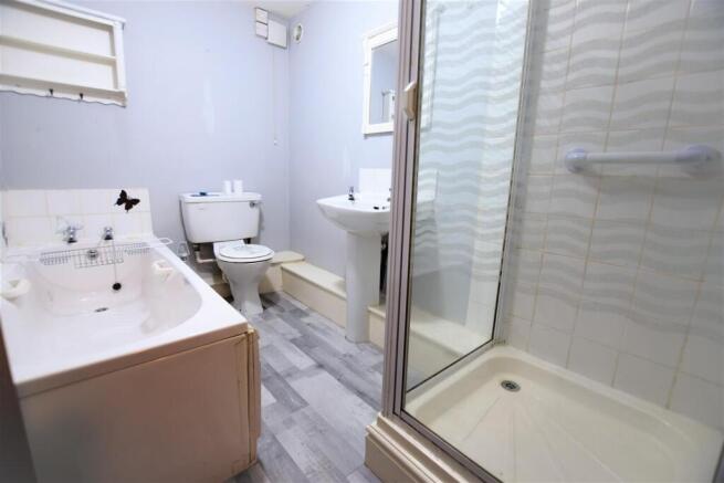 1 bed Apartment to rent Image 4