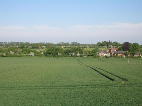 Fields to rear of the garden
