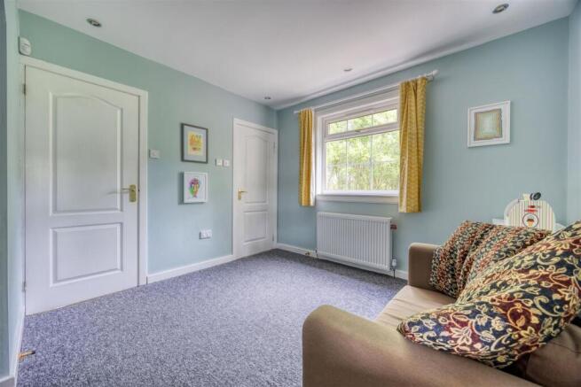 15_CRAWFORD_AVE_LENZIE_026.JPEG