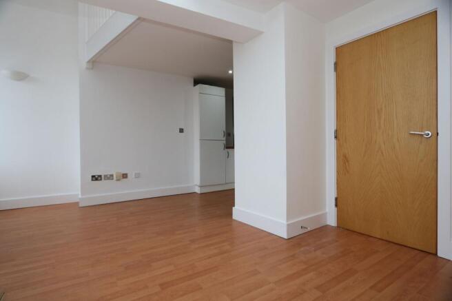 1-bed flat on Woodlands Road, Ymca Lofts Woodlands Road, CF62, £110,000