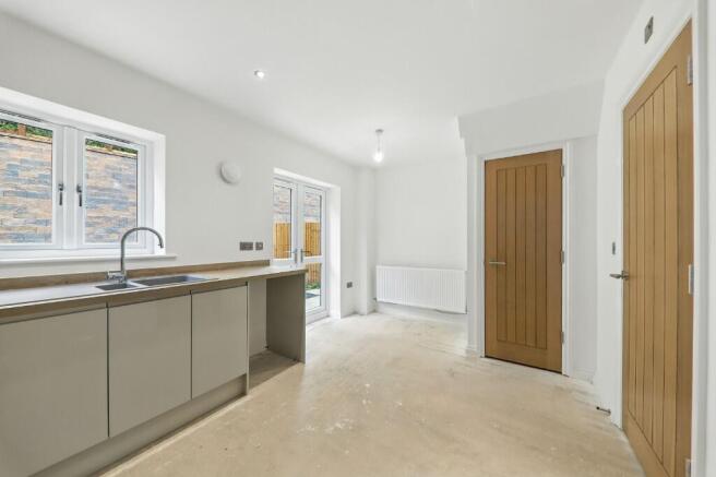2 bed Semi-Detached for sale Image 8