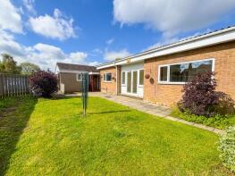 31, Biddick Lane, Fatfield, Washington NE38 8AB