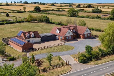60 High Street, Tilbrook, Huntingdon, Cambridgeshire, PE28