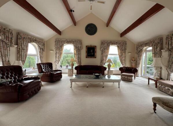 upper lounge 