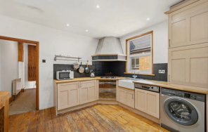 18a, Clarendon Road, Colliers Wood, London SW19 2DU