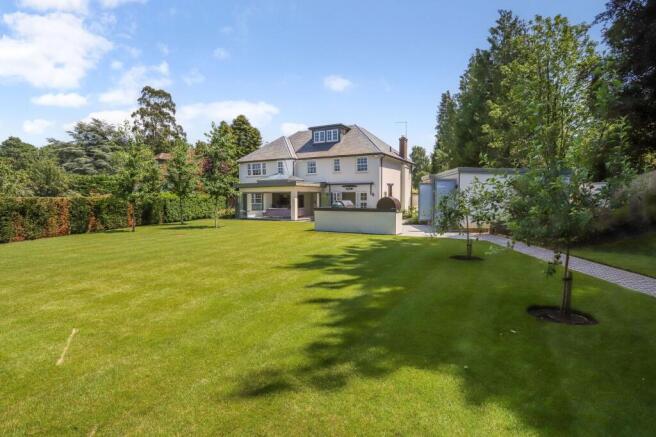 Blighton Lane, The Sands, GU10 photo 4