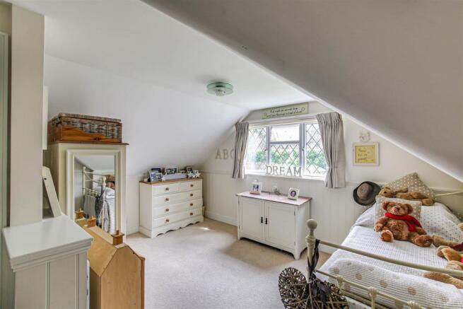 14. Bedroom 2.jpg