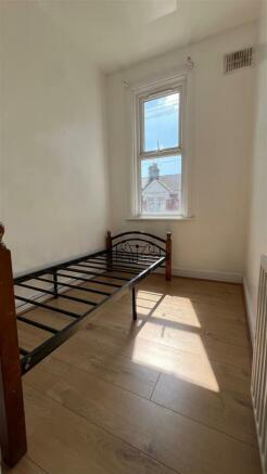 Single bedroom