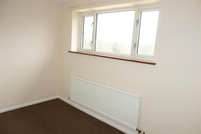 bedroom2.JPG