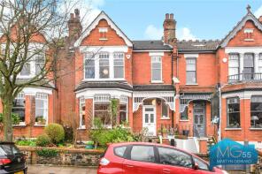 162, Dukes Avenue, Hornsey, London N10 2QB