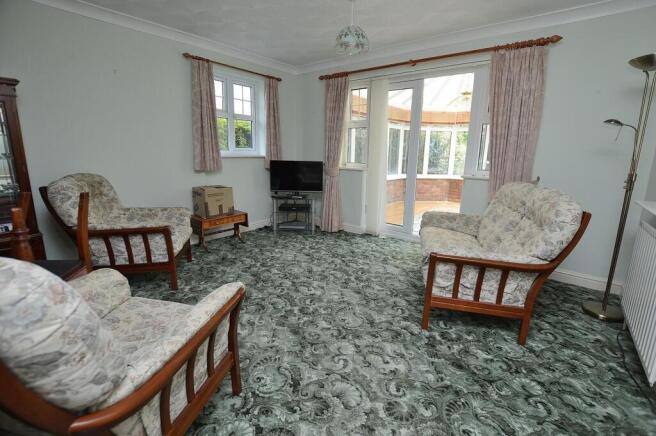 Sitting/Dining Room