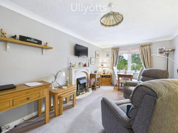 1 bed Flat for sale Image 4