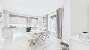 Flat 1, 130, Knight's Hill, London SE27 0SR