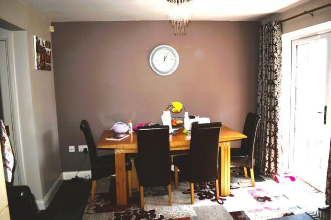 Dining Room.JPG